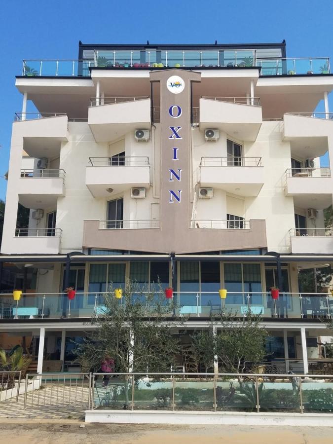 Vila Oxinn Kryemëdhej 外观 照片