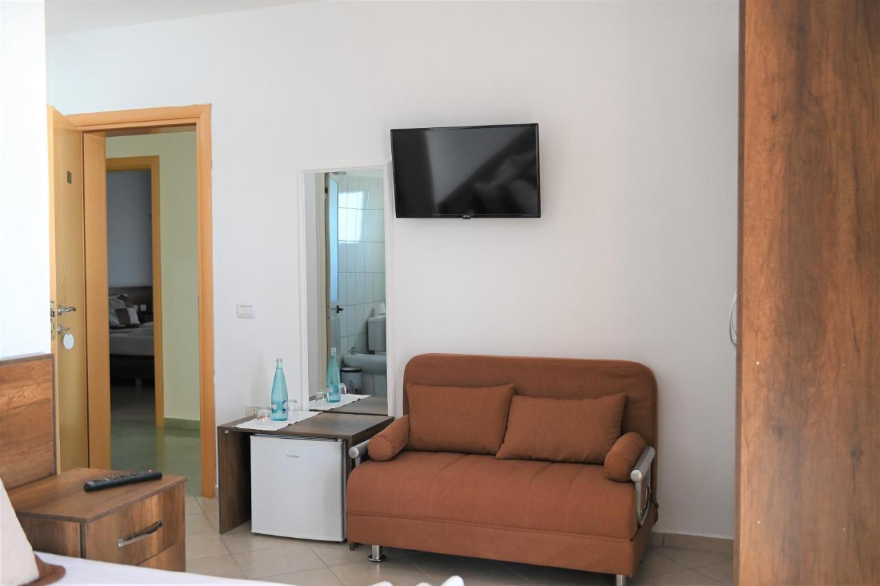 Vila Oxinn Kryemëdhej 外观 照片