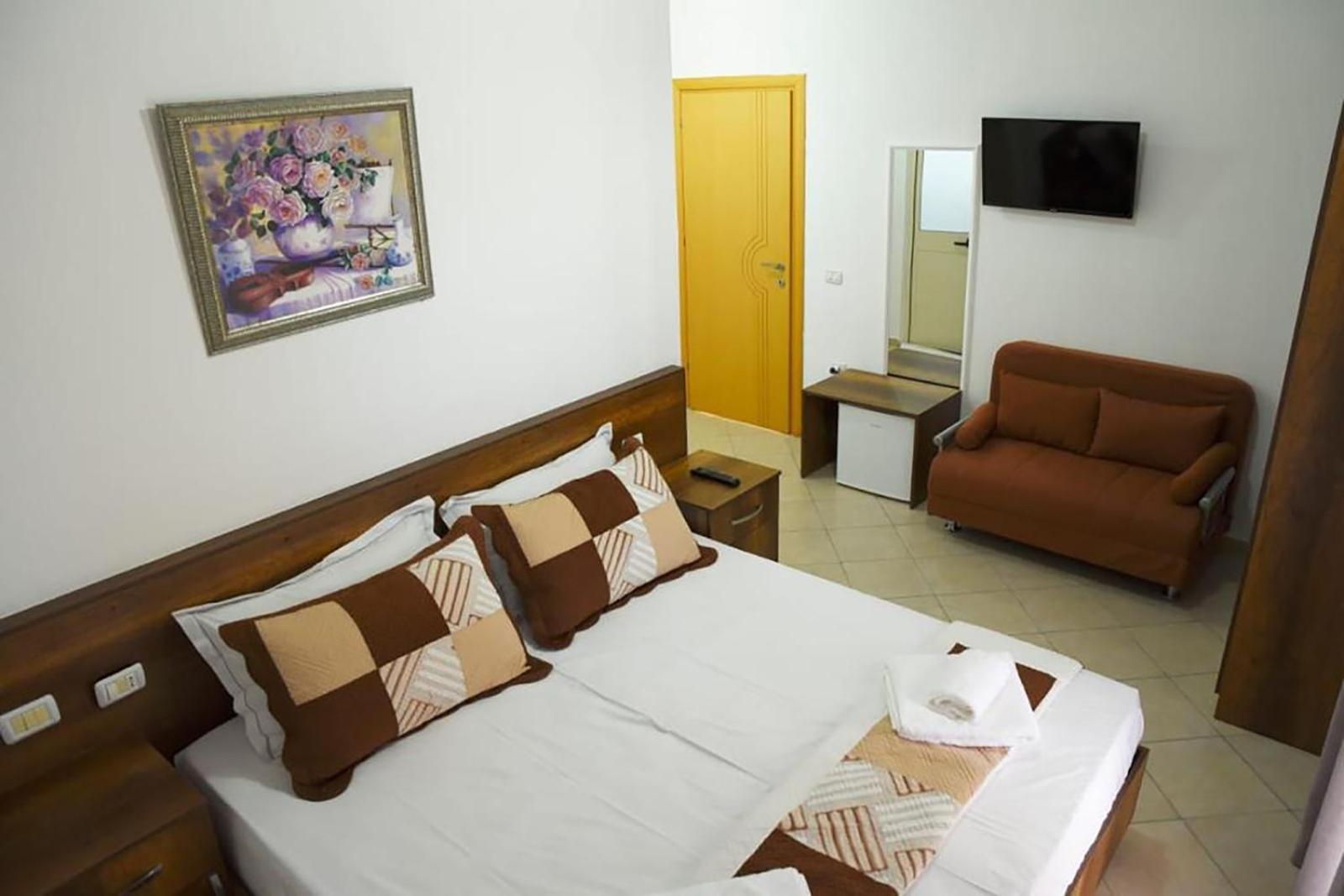 Vila Oxinn Kryemëdhej 外观 照片